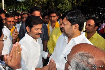 NTR Family Visit to NTR Ghat 2016